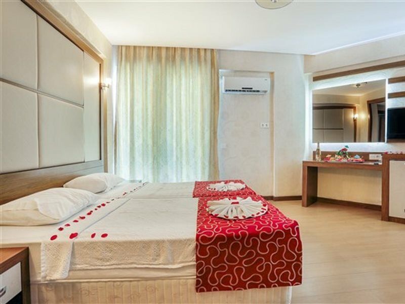 Cleopatra Golden Beach Hotel Alanya Luaran gambar